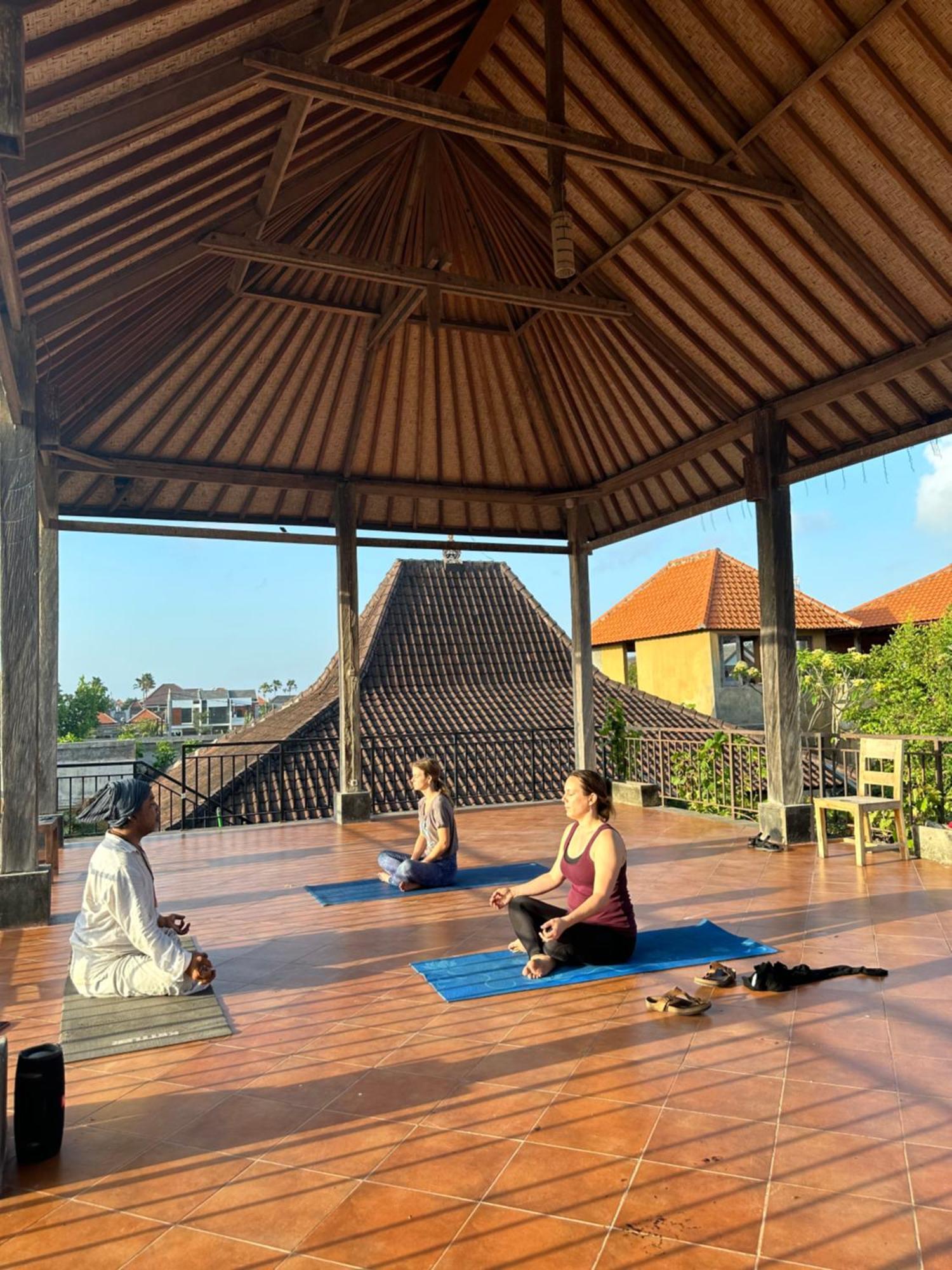 Diuma Residence Yoga Meditation Retreat And Healing Center Sanur Eksteriør billede