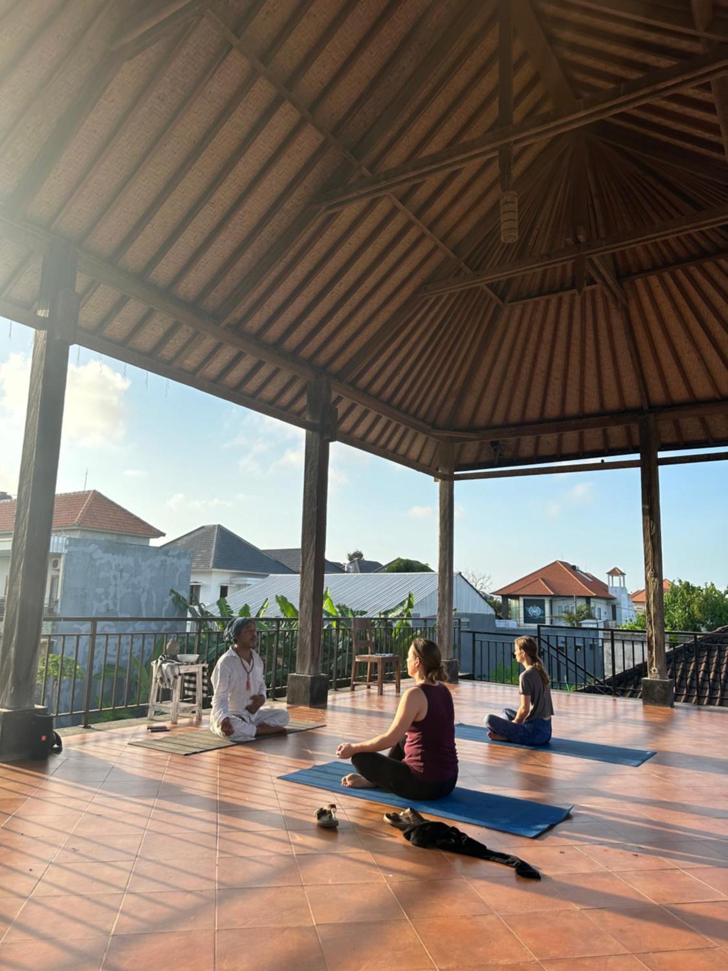 Diuma Residence Yoga Meditation Retreat And Healing Center Sanur Eksteriør billede