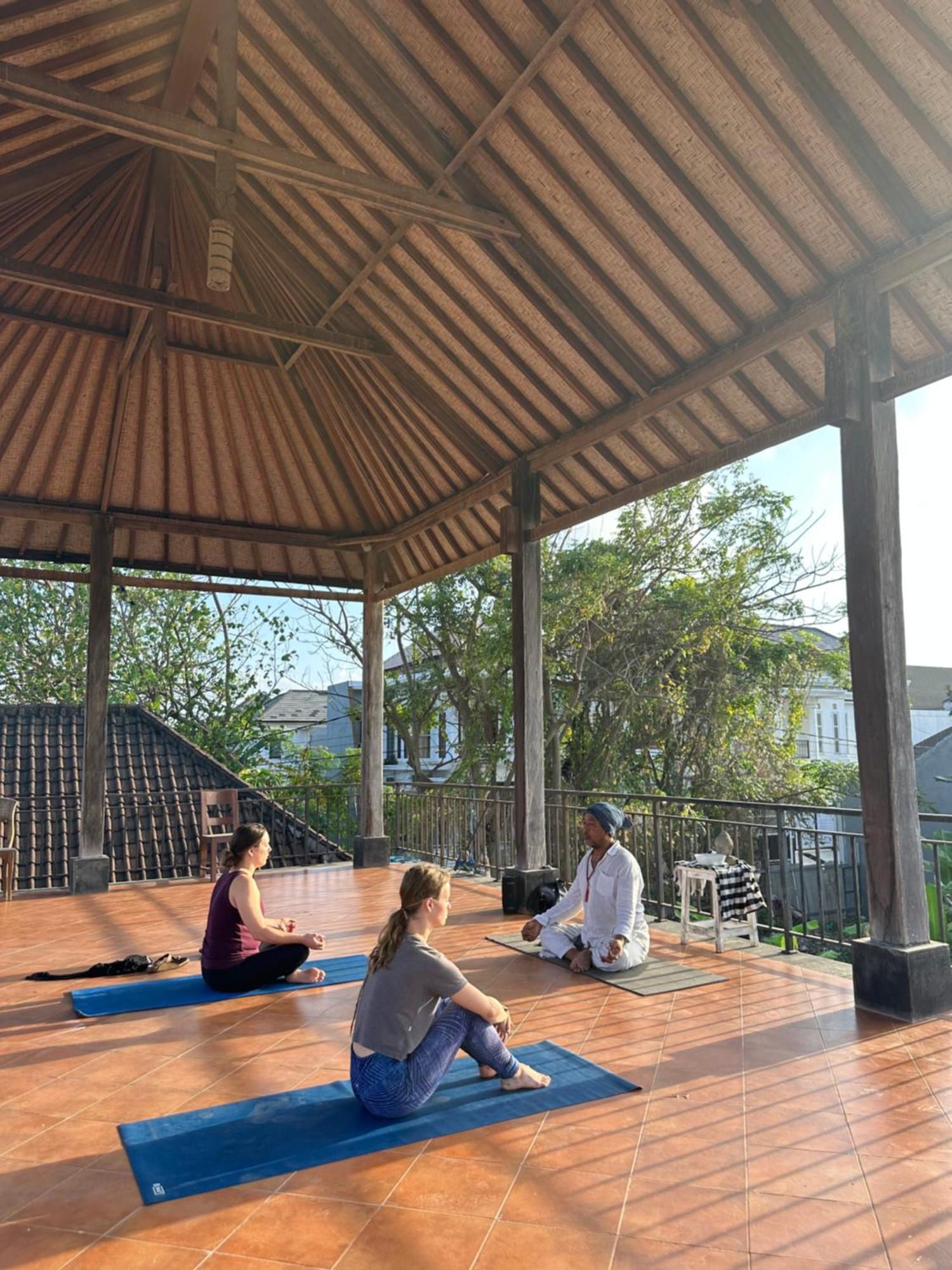 Diuma Residence Yoga Meditation Retreat And Healing Center Sanur Eksteriør billede